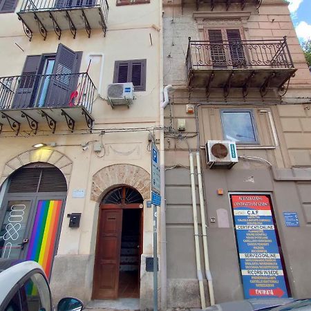 Casa Lia Al Centro Di Palermo Apartment Luaran gambar