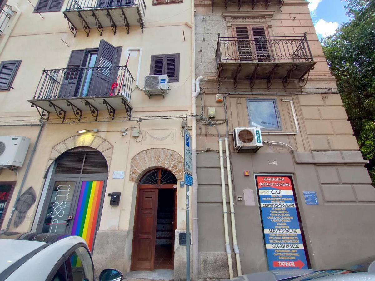 Casa Lia Al Centro Di Palermo Apartment Luaran gambar