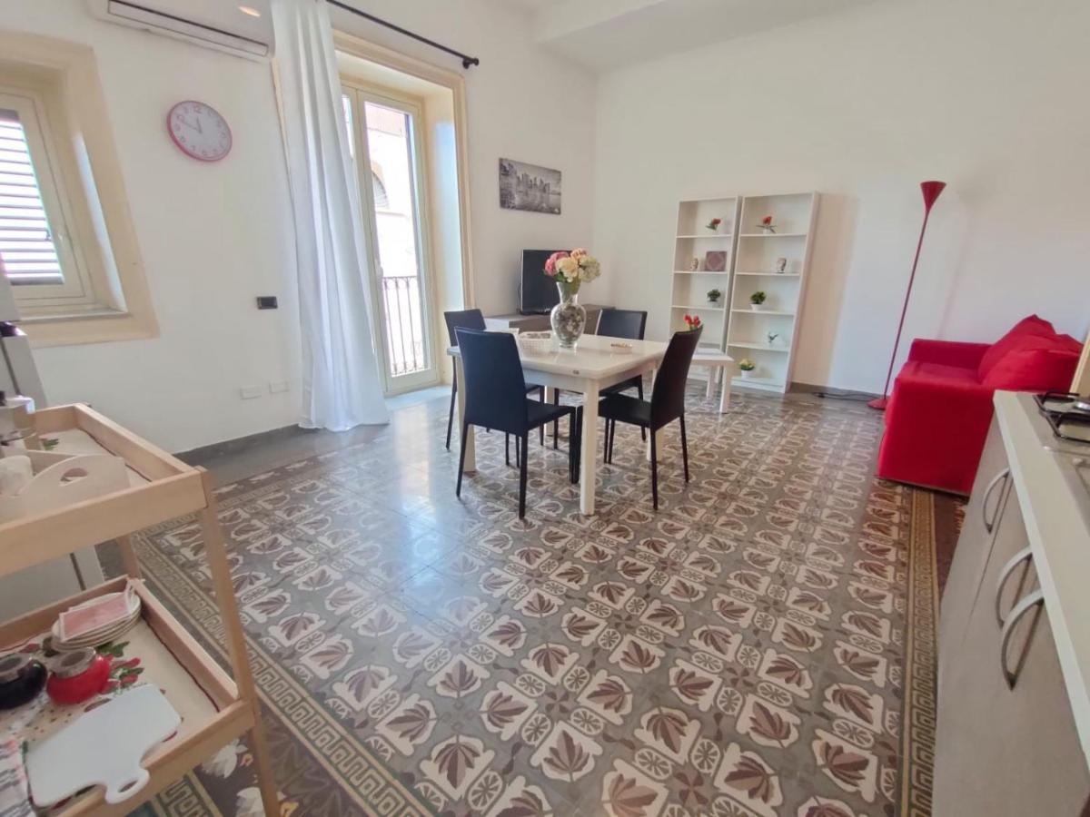 Casa Lia Al Centro Di Palermo Apartment Luaran gambar